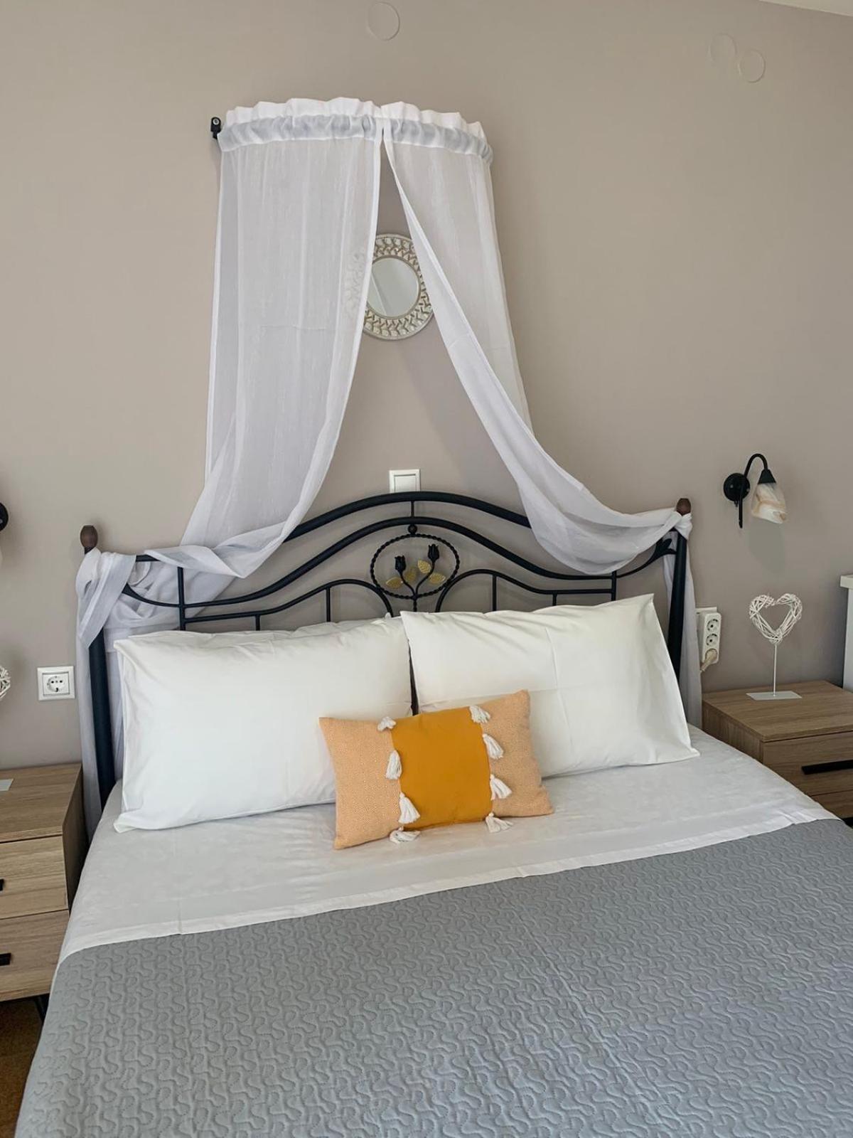 Kokkala Guestrooms Pokoj fotografie